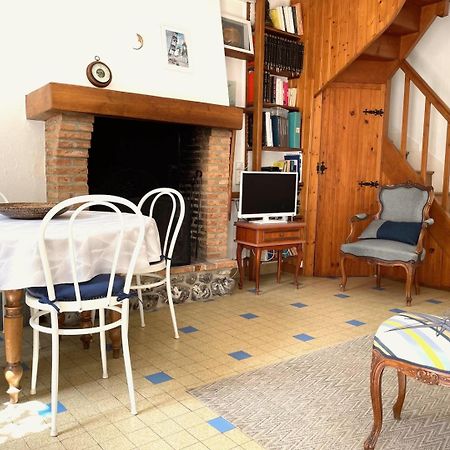 Traditional Fisherman Cottage イポール エクステリア 写真